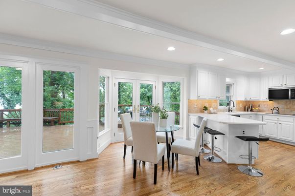 Dining room, Interior, Kitchen, Recessed Lighting, Wood Texture Flooring