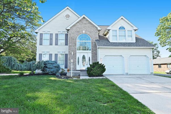 Attached, Exterior, Facade, Brick Facade, Brick Traditional