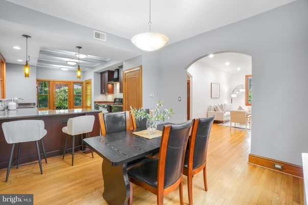 Dining room, Interior, Kitchen, Living room, Pendant Lights, Recessed Lighting, Wood Texture Flooring