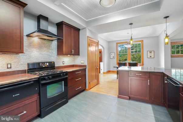 Interior, Kitchen, Pendant Lights, Stainless Steel Appliances, Wood Texture Flooring