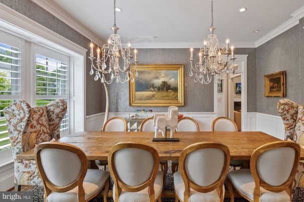 Chandelier, Dining room, Interior, Recessed Lighting