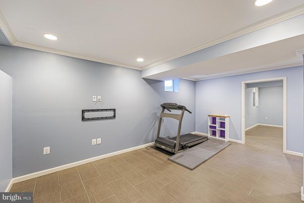 Fitness Equipment, Interior, Recessed Lighting