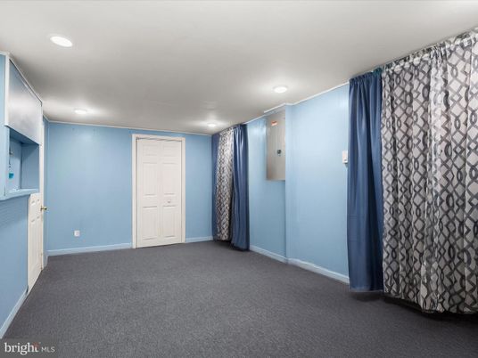 Elevator, Interior, Recessed Lighting
