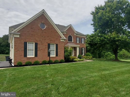 Exterior, Facade, Brick Facade, Brick Traditional