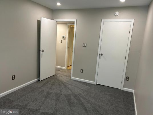 Elevator, Empty room, Interior, Recessed Lighting