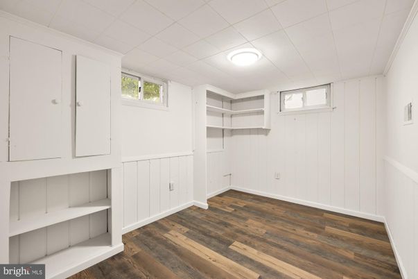 Empty room, Interior, Walk-in Closets, Wood Texture Flooring