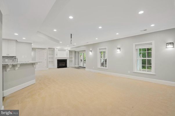 Empty room, Fireplace, Interior, Kitchen, Recessed Lighting