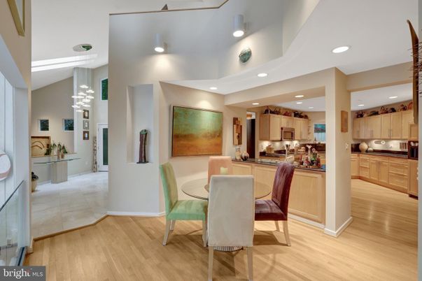 Dining room, Interior, Kitchen, Pendant Lights, Recessed Lighting, Wood Texture Flooring