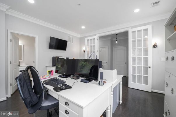 Home Office, Interior, Recessed Lighting, Wood Texture Flooring