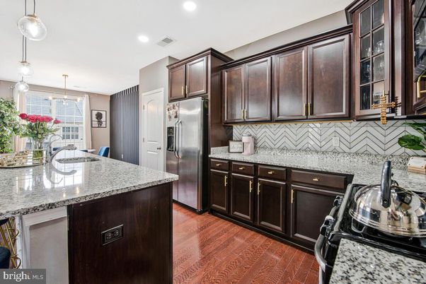 Interior, Kitchen, Pendant Lights, Recessed Lighting, Wood Texture Flooring