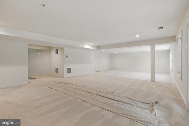 Empty room, Interior, Recessed Lighting