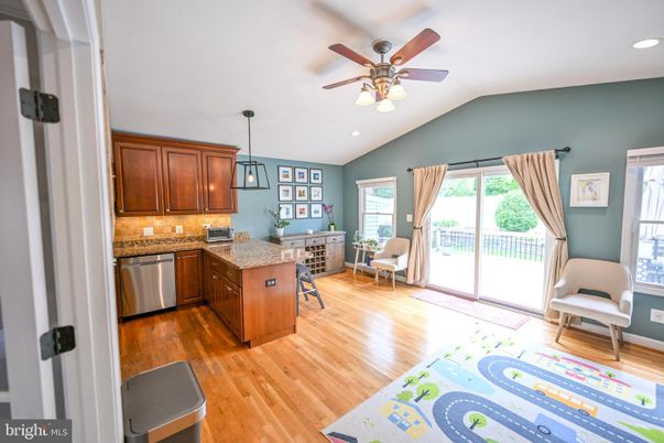 Interior, Kitchen, Pendant Lights, Recessed Lighting, Wood Texture Flooring