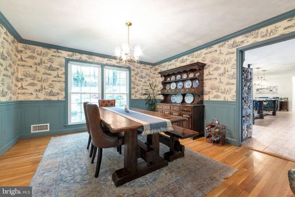Chandelier, Dining room, Interior, Pendant Lights, Wood Texture Flooring