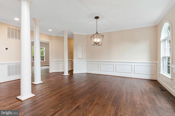 Empty room, Interior, Pendant Lights, Recessed Lighting, Wood Texture Flooring