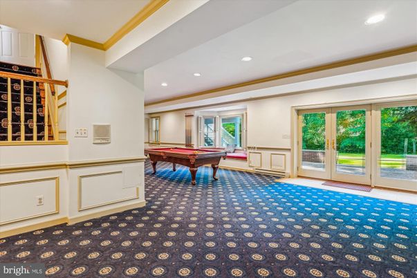 Billiard Table, Game Room, Interior, Recessed Lighting