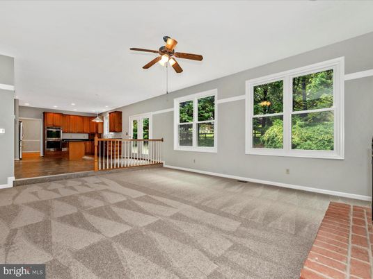 Empty room, Interior, Kitchen, Recessed Lighting