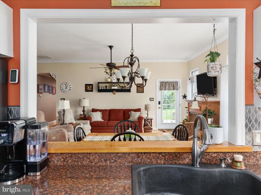 Dining room, Interior, Living room, Pendant Lights