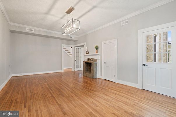 Empty room, Interior, Pendant Lights, Wood Texture Flooring
