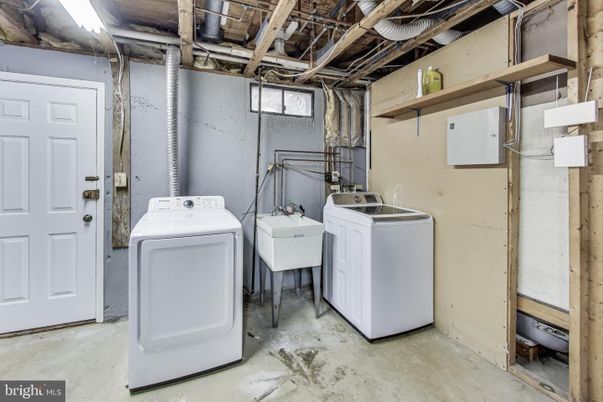 Interior, Washer