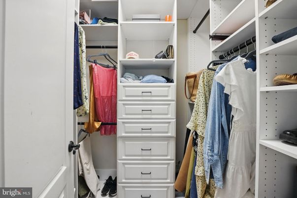Interior, Walk-in Closets
