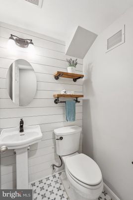 Bathroom, Interior