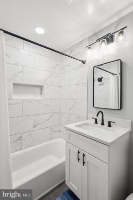 Bathroom, Interior, Marble Walls, Recessed Lighting