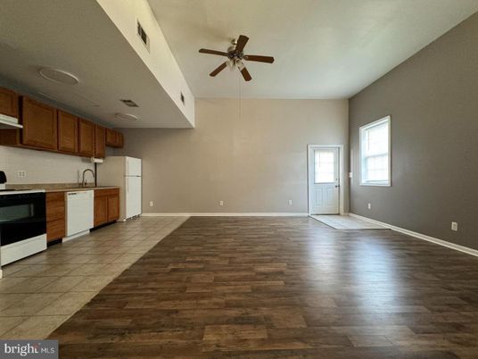 Empty room, Interior, Kitchen, Wood Texture Flooring