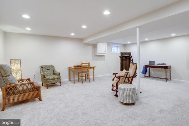 Dining room, Interior, Recessed Lighting
