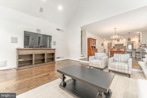 Chandelier, Dining room, Interior, Kitchen, Living room, Pendant Lights, Recessed Lighting, Wood Texture Flooring