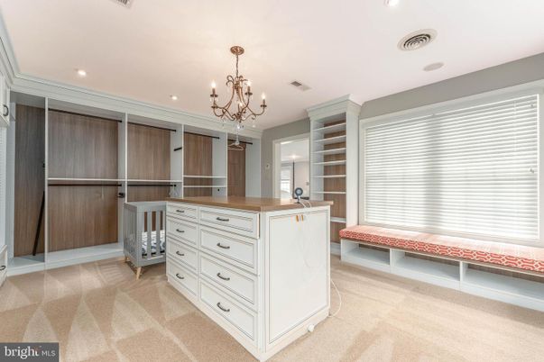 Chandelier, Interior, Recessed Lighting