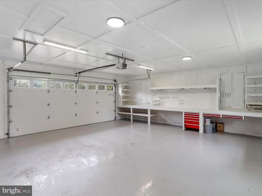 Garage, Interior, Recessed Lighting