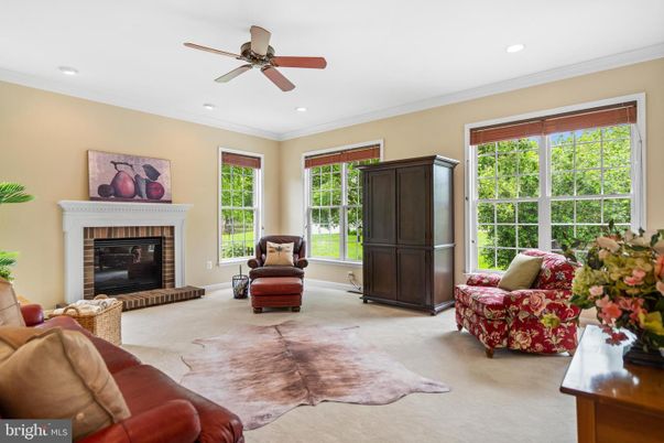 Fireplace, Interior, Living room, Recessed Lighting