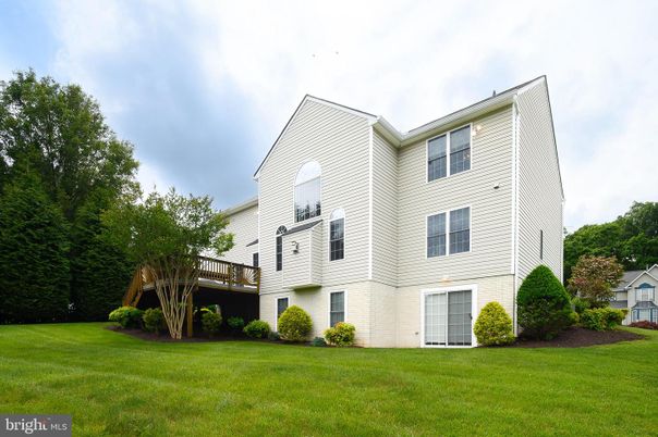 Backyard, Exterior, Facade, Rowhouse