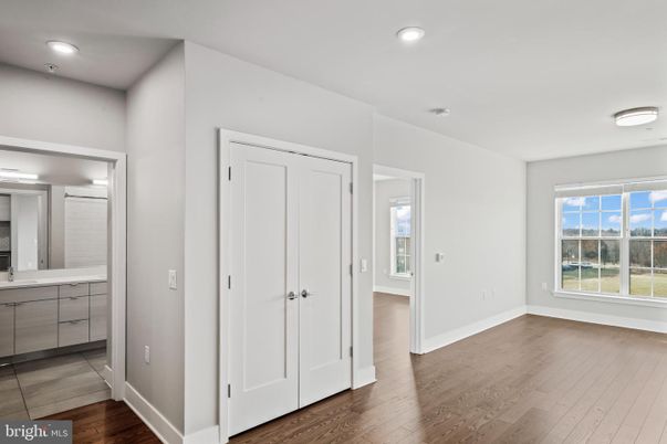 Bathroom, Empty room, Interior, Recessed Lighting, Wood Texture Flooring