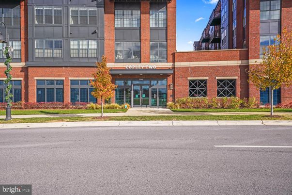 Exterior, Facade, Brick Facade, Rowhouse