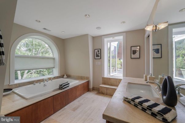 Bathroom, Interior, Recessed Lighting, Wood Texture Flooring