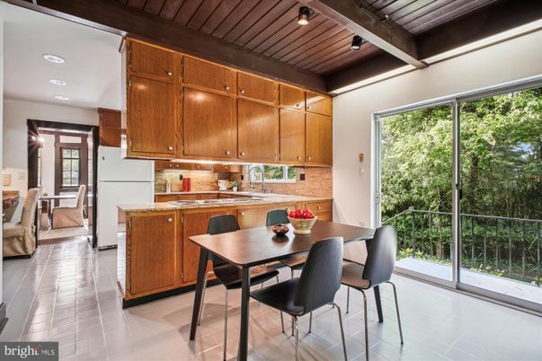 Dining room, Interior, Kitchen, Recessed Lighting, Wooden Ceilings