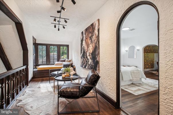 Bedroom, Interior, Pendant Lights, Wood Texture Flooring