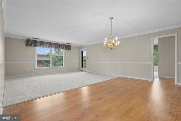 Chandelier, Empty room, Interior, Wood Texture Flooring