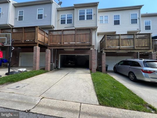 Attached, Exterior, Facade, Brick Facade, Rowhouse