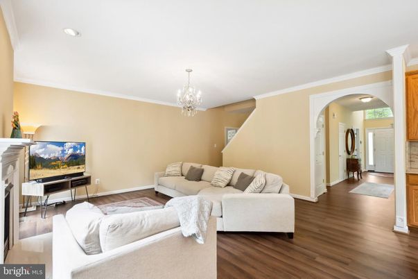 Chandelier, Interior, Living room, Recessed Lighting, Wood Texture Flooring