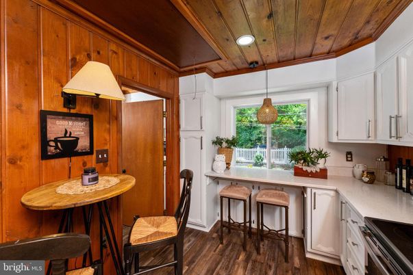 Interior, Kitchen, Pendant Lights, Recessed Lighting, Wooden Ceilings, Wood Texture Flooring