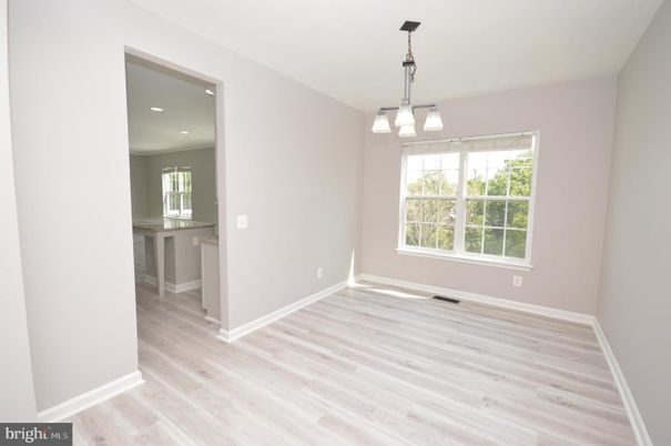 Empty room, Interior, Pendant Lights, Recessed Lighting, Wood Texture Flooring