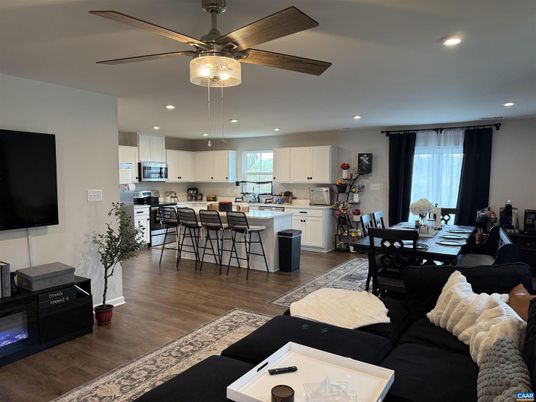 Dining room, Interior, Kitchen, Living room, Recessed Lighting, Wood Texture Flooring