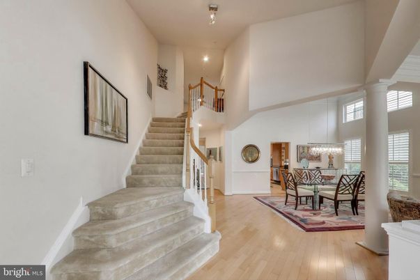 Chandelier, Dining room, Interior, Recessed Lighting, Wood Texture Flooring
