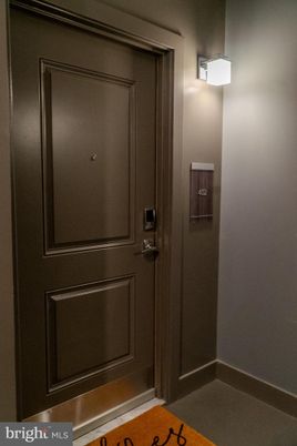 Elevator, Interior