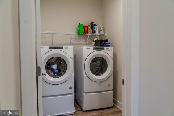 Interior, Utility Closets, Washer, Wood Texture Flooring