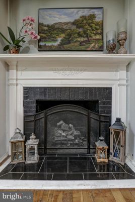 Fireplace, Interior
