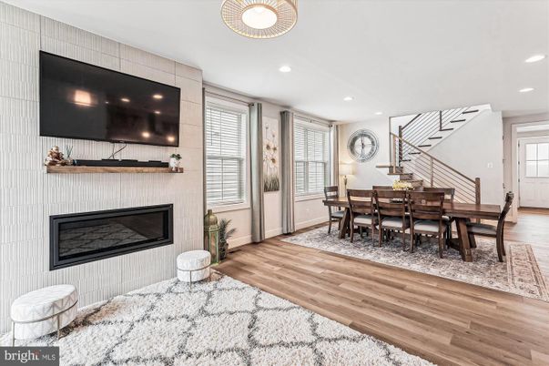 Dining room, Fireplace, Interior, Recessed Lighting, Wood Texture Flooring