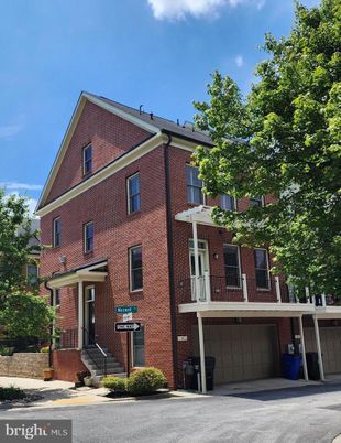 Attached, Exterior, Facade, Brick Facade, Brick Traditional